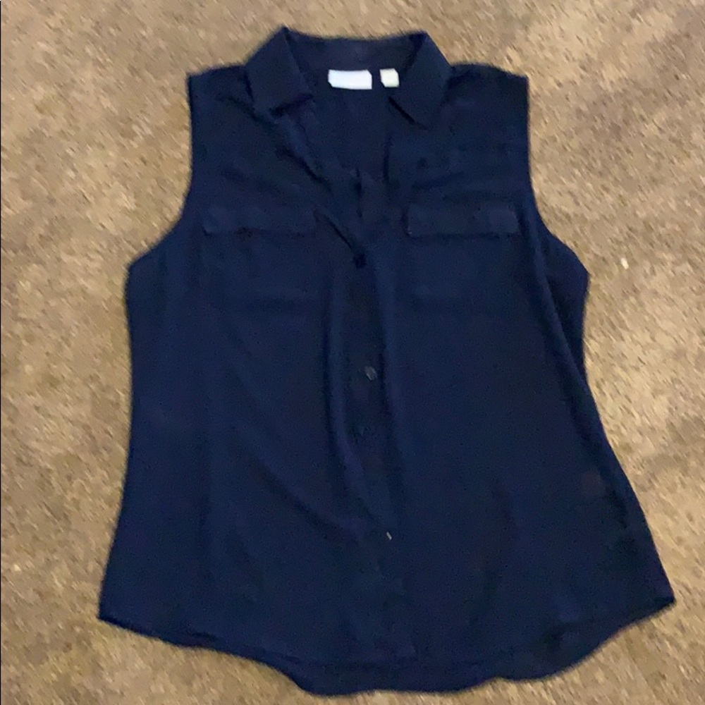 🔴 Navy blue New York & Co blouse 5 for $25